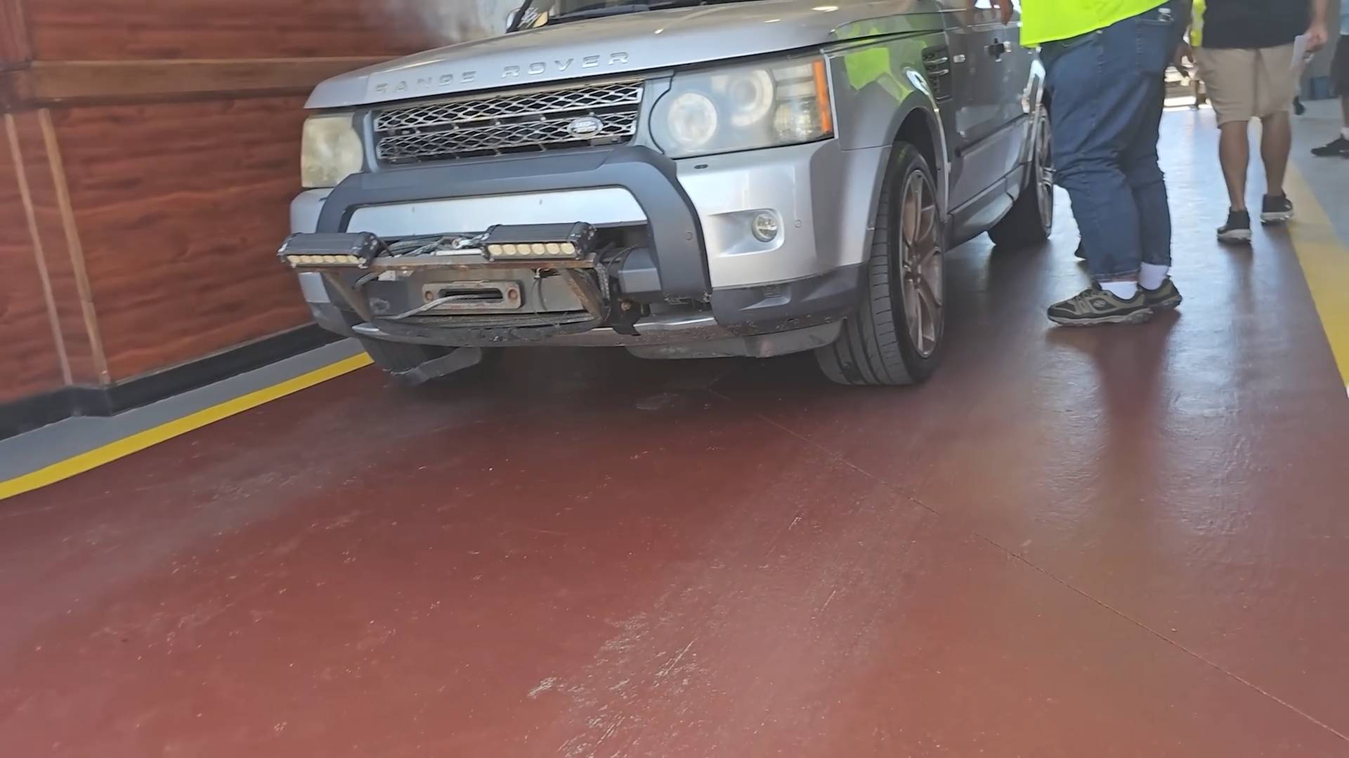 Why buying cheap luxury cars is a bad idea | You get what you pay for with $2,000 Range Rover