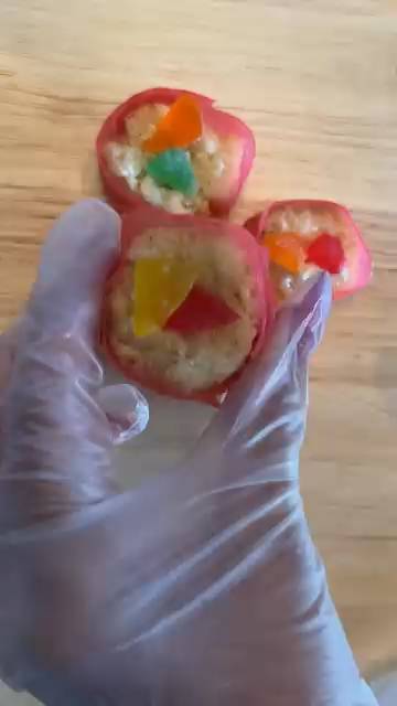 Simple candy sushi hack you need to see