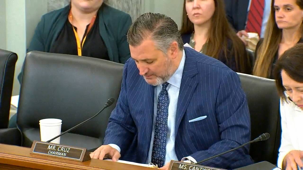 Senate Commerce - Sen. Cruz (R-TX): “When it comes to the final frontier we’re not republicans or democrats”