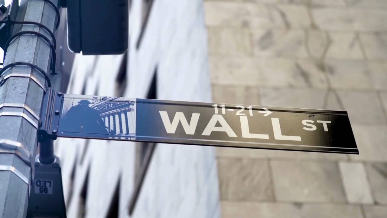 The $7 trillion empire of Charles Schwab