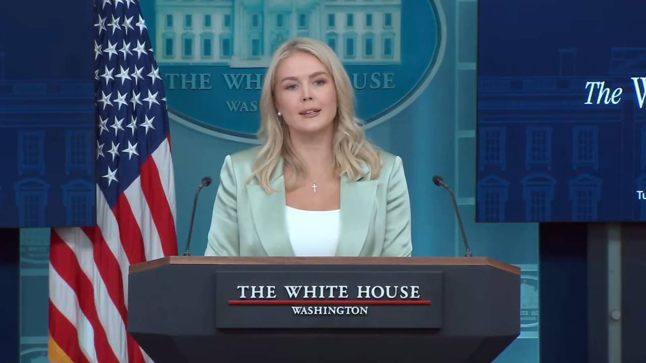 White House - Sec. Leavitt: “The Regime in Venezuela is illegitimate”