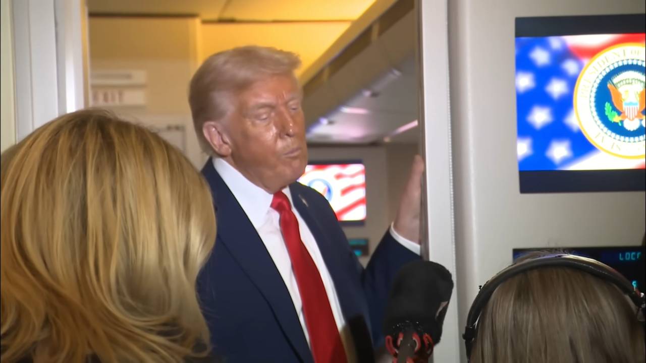 09 21 25 White House gaggle - Pres. Trump on what the Democrats stand for: "I think chaos, confusion, anger" 