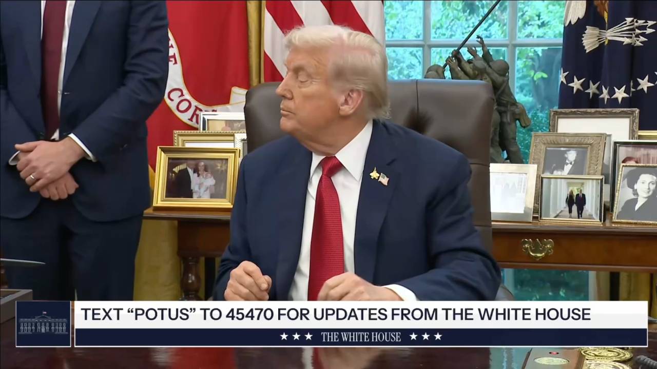 White House - President Trump signs executive order to “save tiktok”