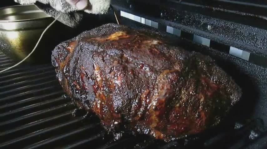 Propane grill smoking methods