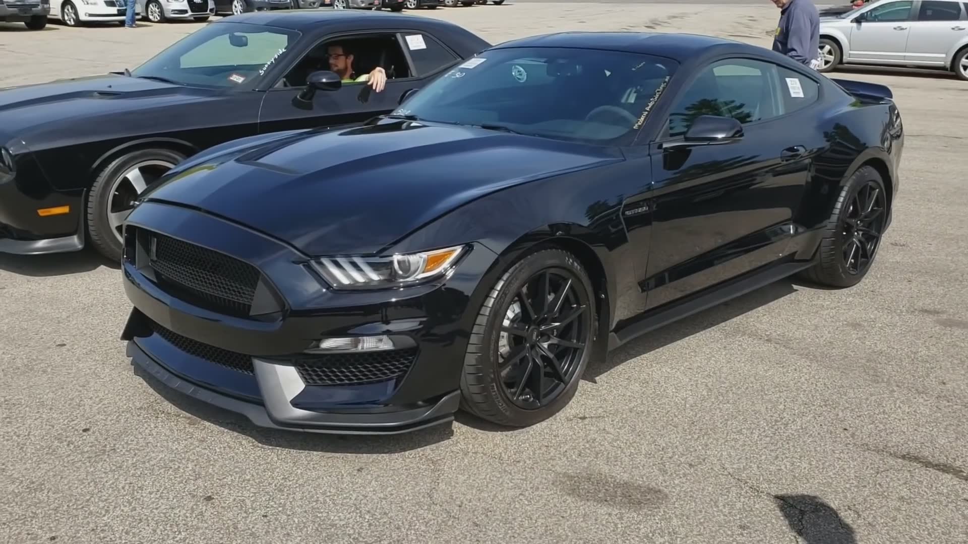Shelby GT350 sells at auction for this much