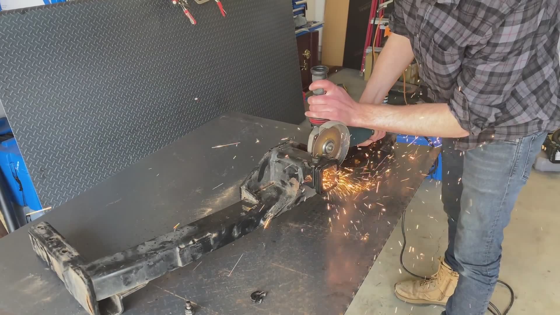 Custom jack point for burnout car made from tow bar