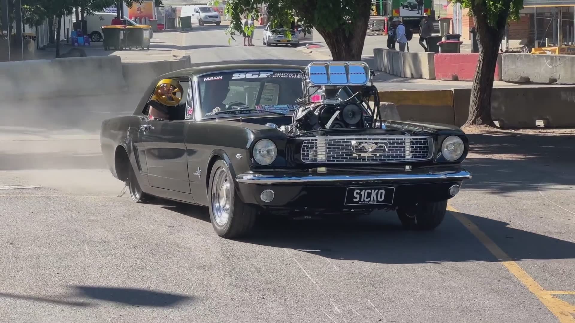 Crowd favourite ripped off! Sunday at Nats was off the chain!