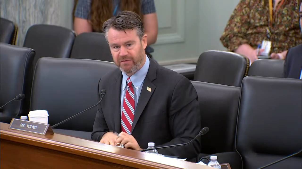 Senate Commerce on Shipbuilding - Sen. Young (R-IN) asks Witness Jeff Vogel about Vessel Construction Manager Program 