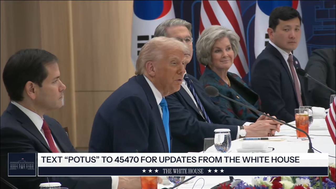 Bilateral Meeting with Republic of Korea - Pres. Trump: "We're gonna make ships together in the United States"