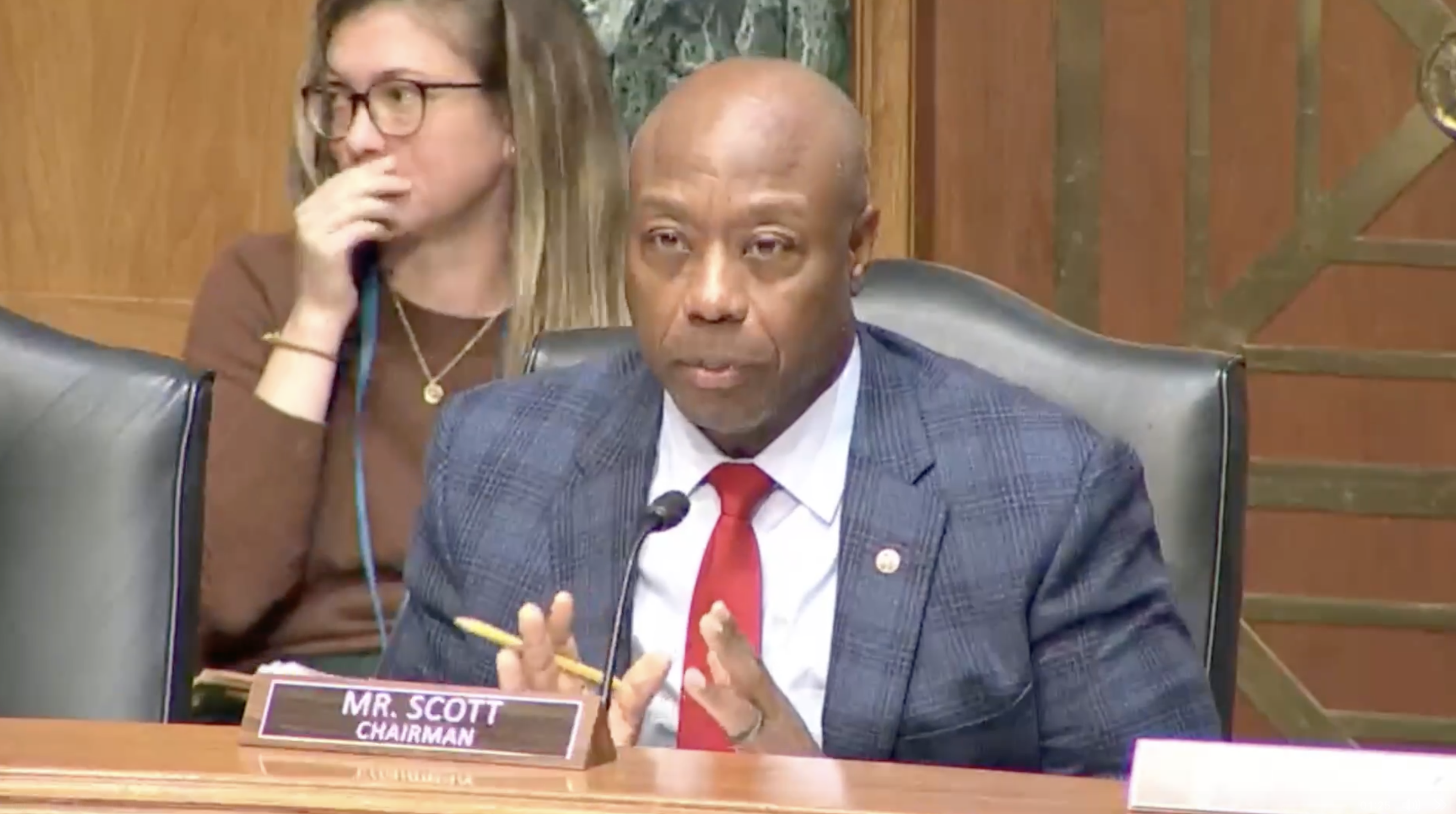 Senate Committee on Banking, Housing, and Urban Affairs–  Tim Scott (R-SC): “This administration is ready to reopen the government.”