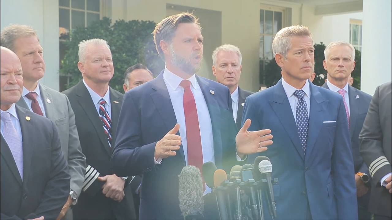 White House - VP Vance: “Do we want those people who keep the aviation system running to not be able to feed their families”