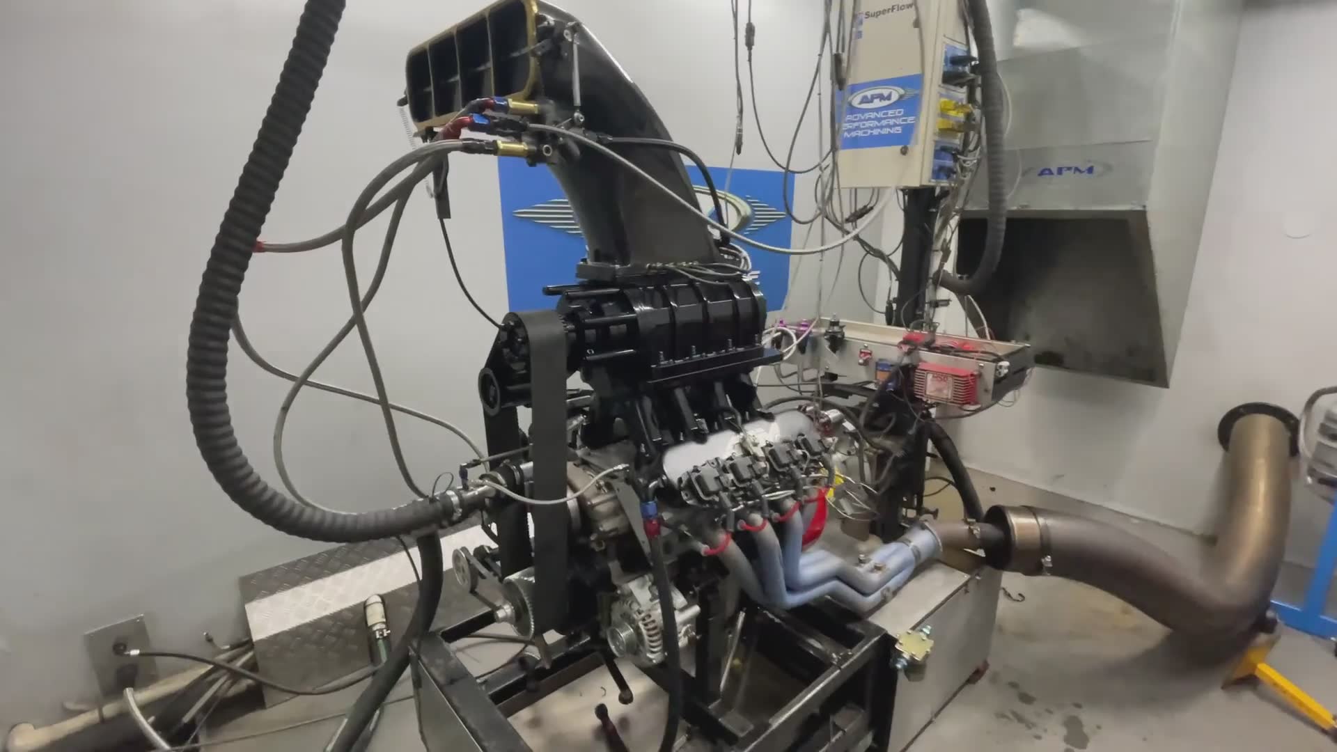 Clikb8's new killer combo screams on the dyno!.mp4
