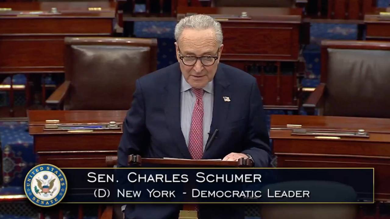 Senate Floor -  Sen. Schumer (D-NY): “Everyone can get full benefits, the only person standing in the way is Donald Trump”