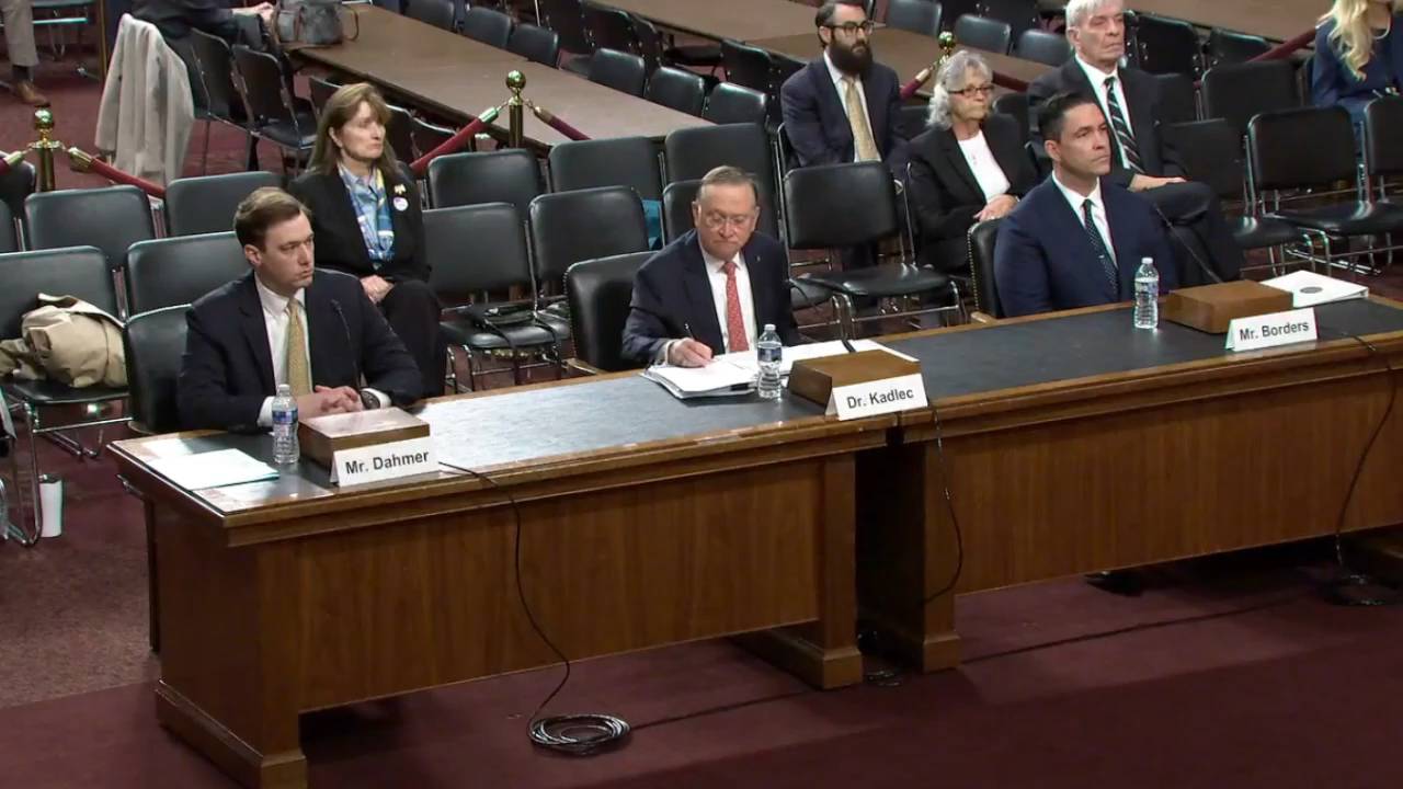 Senate Armed Services - Sen. Sullivan (R-AK): "Its frustrating when on the DOD stuff especially on the policy stuff, on big decisions, we're not getting anything"