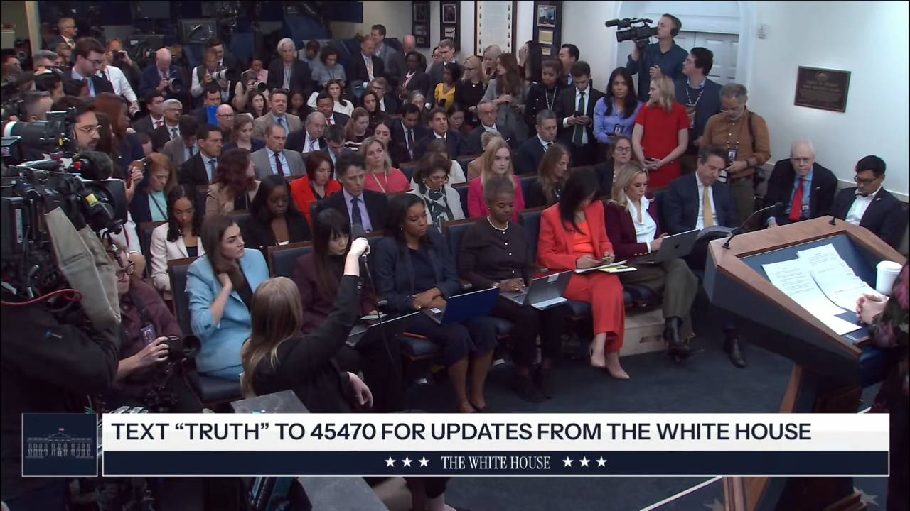 White House - Sec. Leavitt: “If the Nigerian government continues to allow the killing of Christians, the United States will immediately stop all aid”