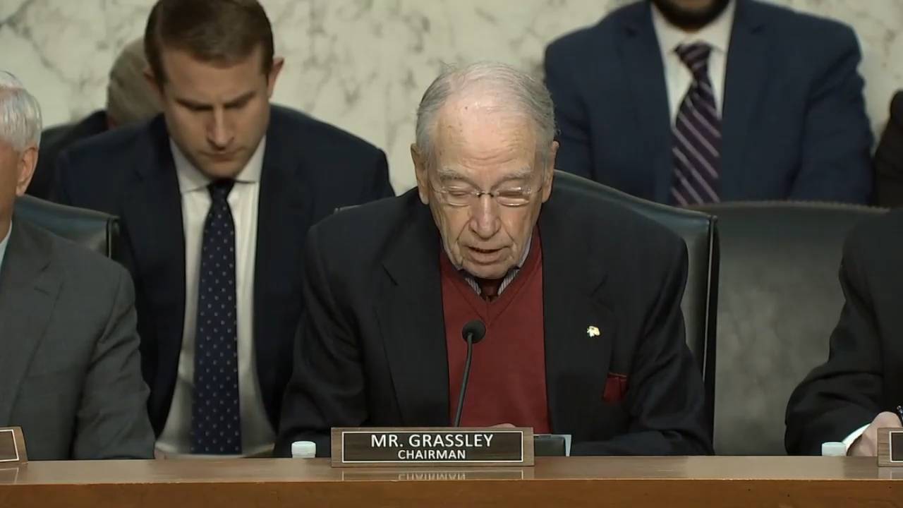 Senate Judiciary - Sen. Grassley (R-IA) gives Arctic Frost investigation update