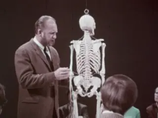 Reporting And Explaining (1970)