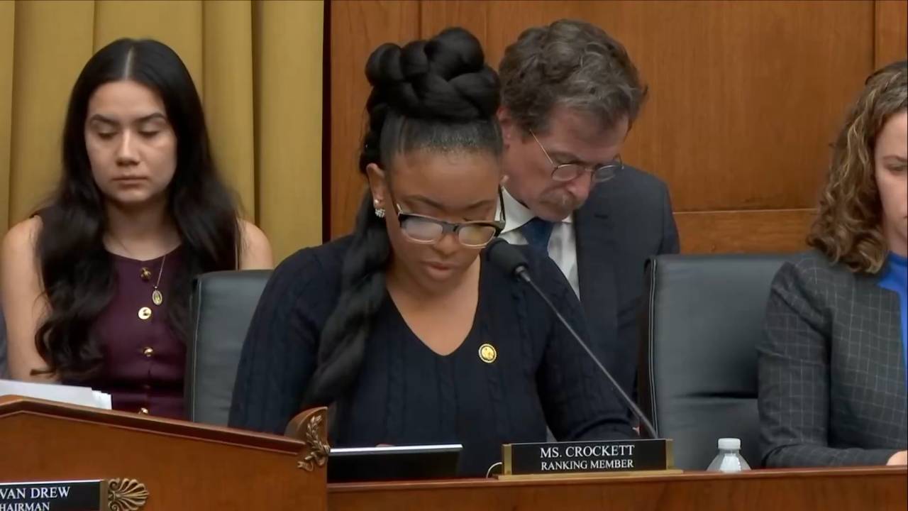 House Judiciary Oversight - Rep. Crockett (D-TX): “Now the President is crashing out”