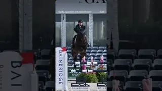About last show 🤩 clear in the 1.30M is an amazing feeling! Proud of our girls 🔝🐎💙🖤