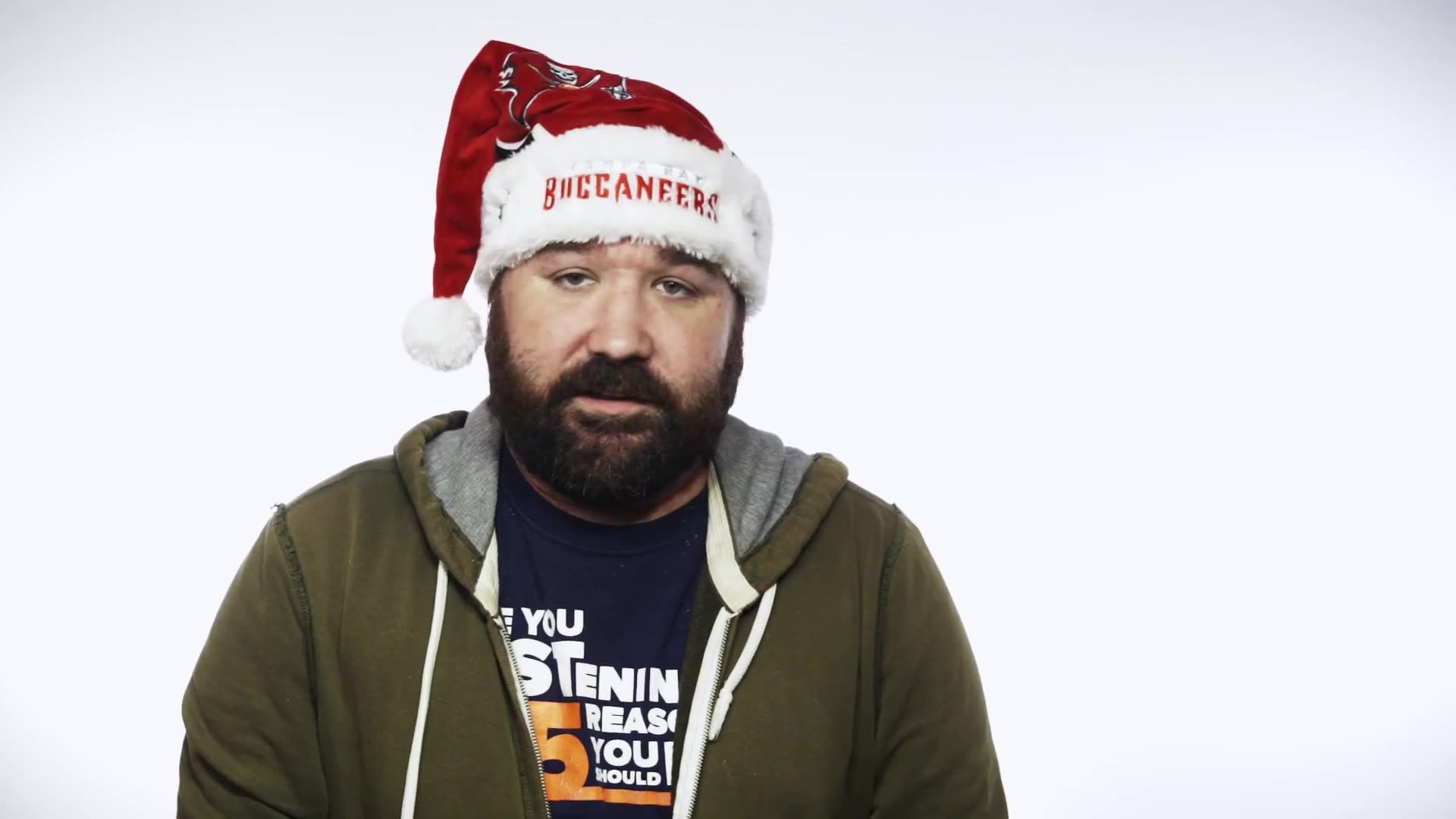 Heartwarming ways you can pay it forward this holiday season