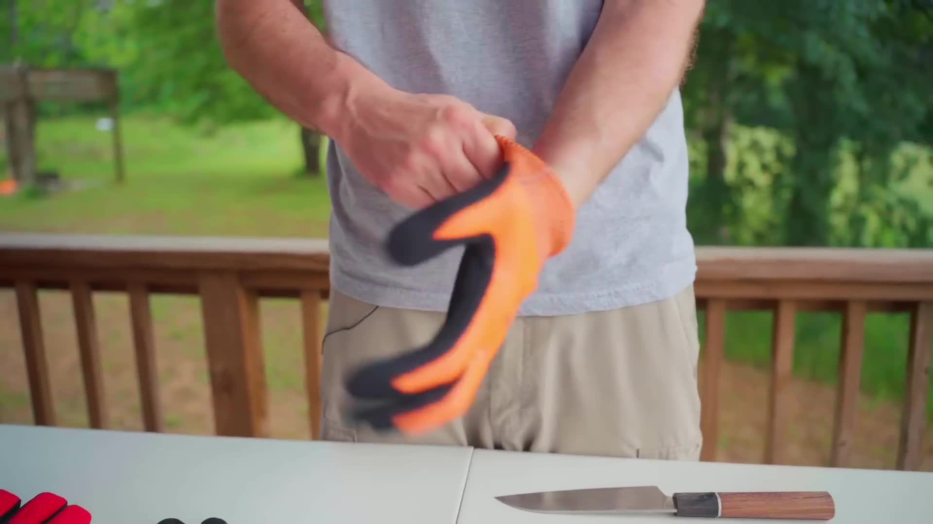 Testing protective gloves against blades