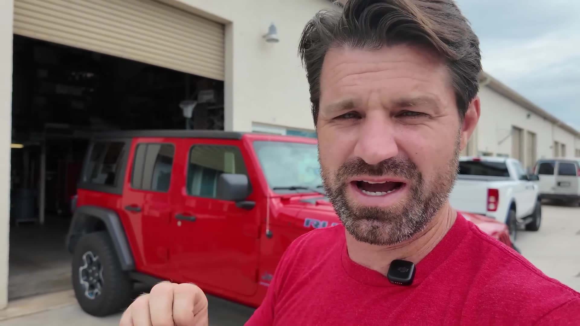 Solo method for removing Jeep hard top without help
