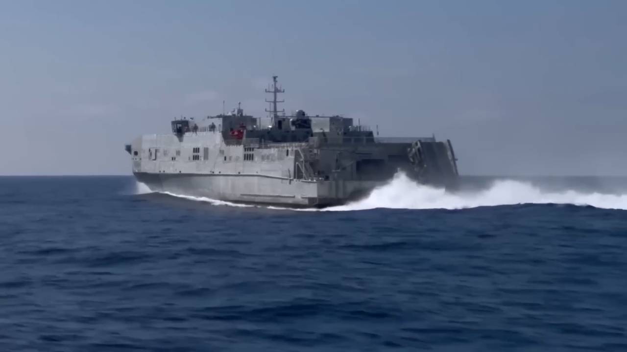Houthis engage Navy combat aircraft