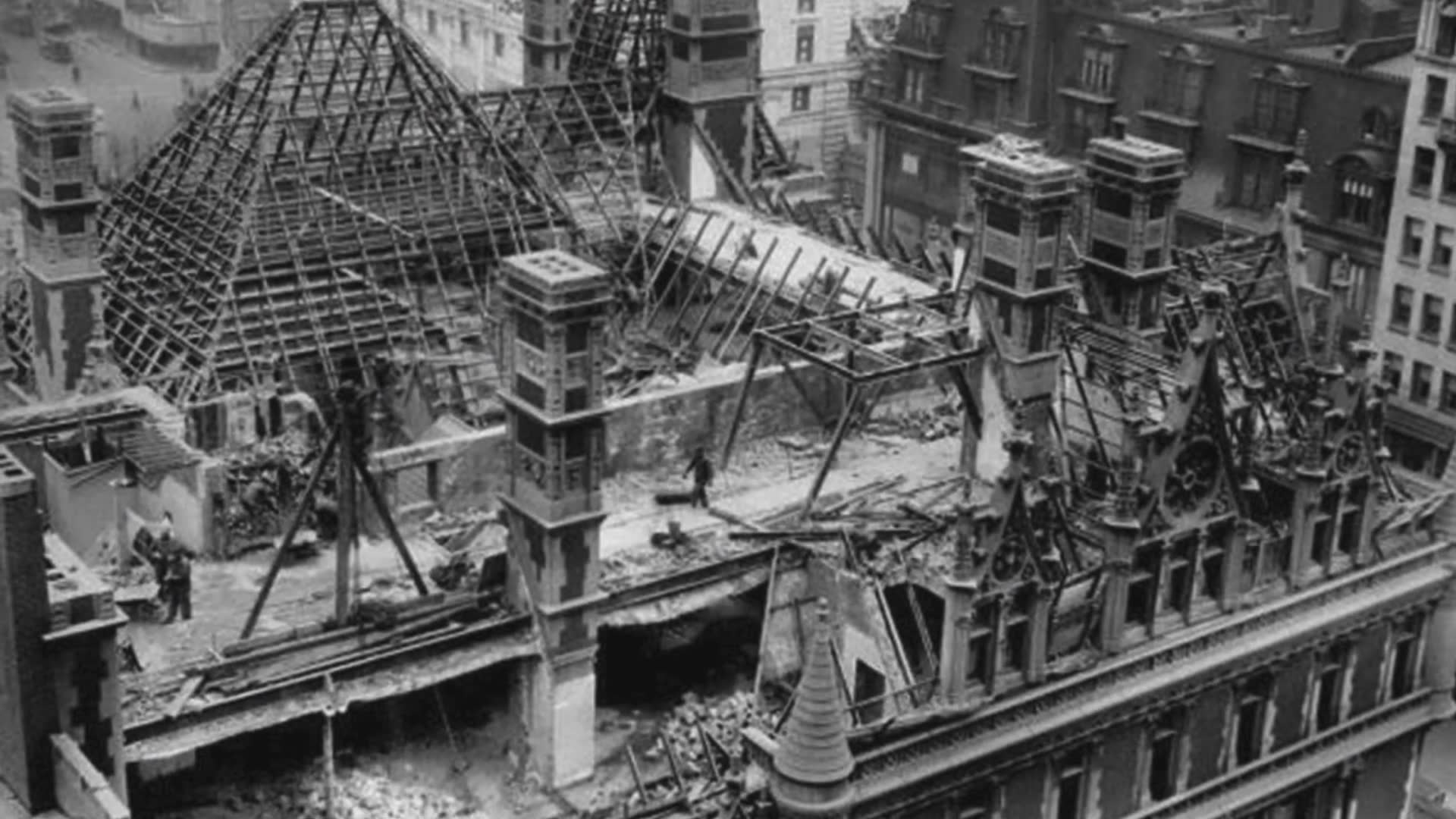 The Vanderbilt dynasty's ruthless ascent and dramatic decline