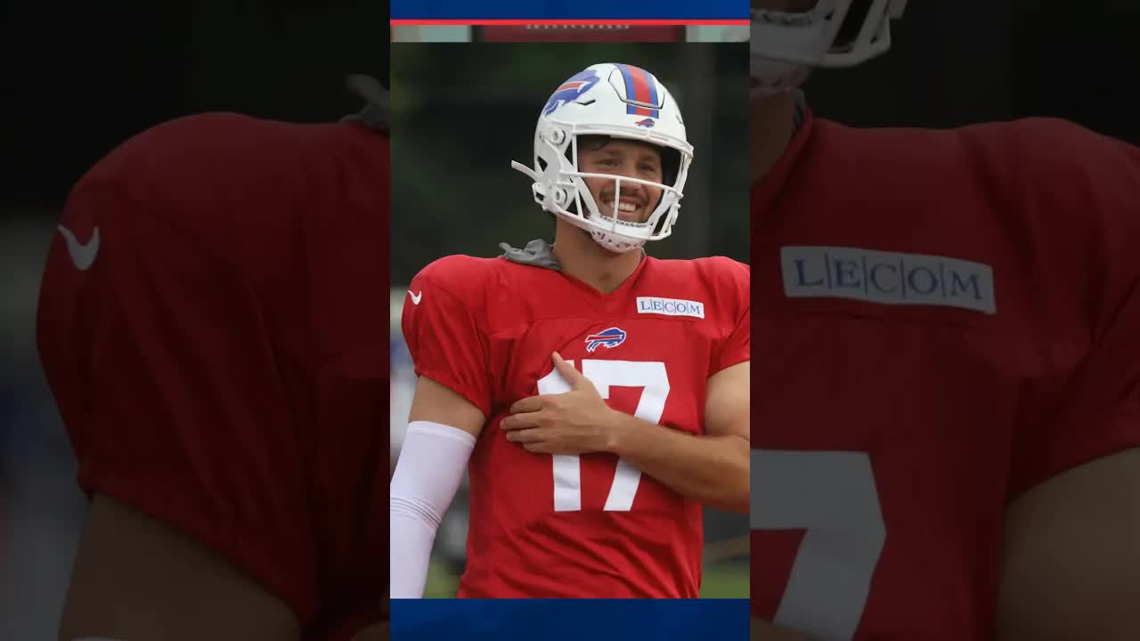 Josh Allen Sees SOMETHING in Drake Maye 😳🔥 #newenglandpatriots #patriots #drakemaye #nfl
