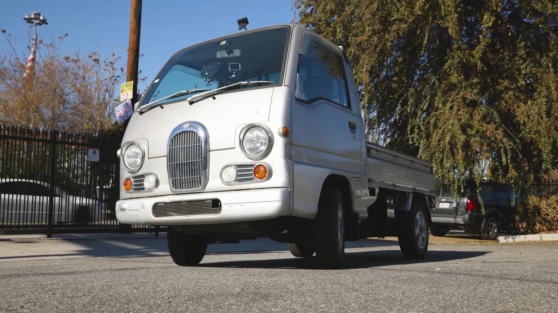 Repairing a stolen Japanese mini truck for a friend