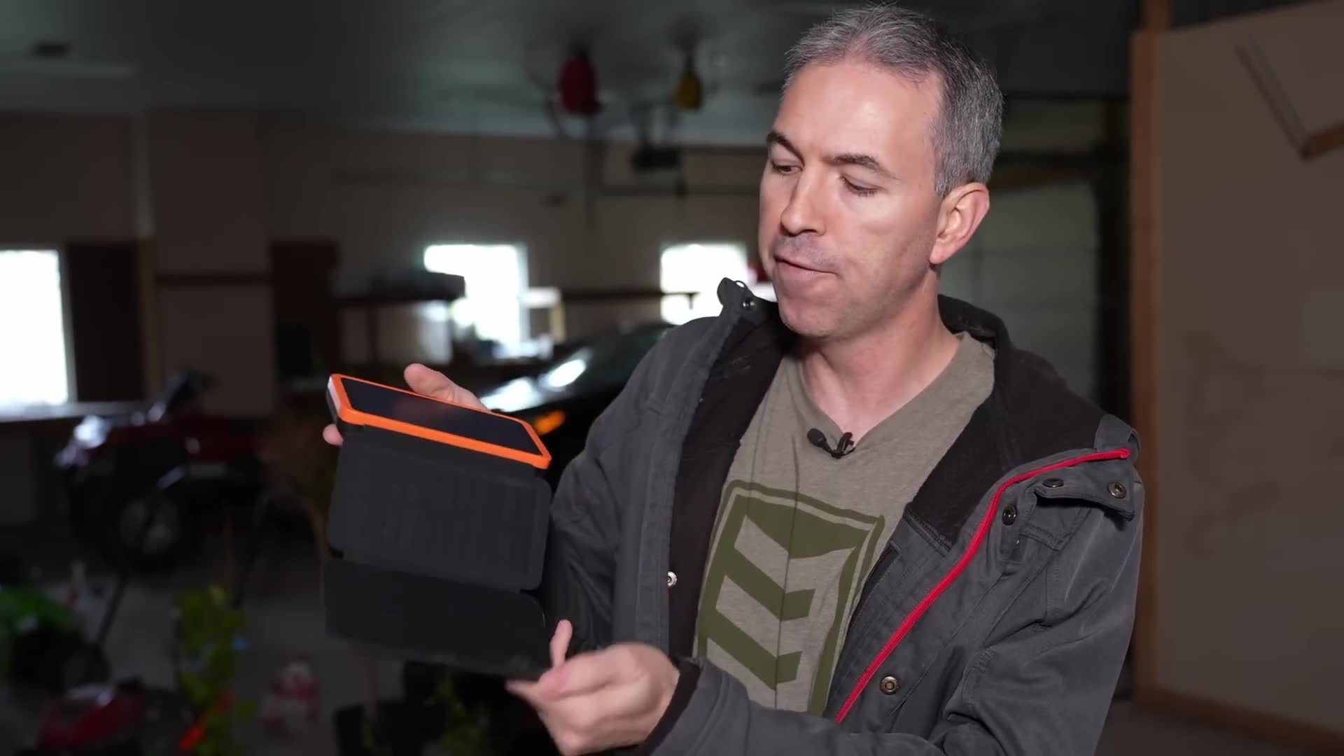 Four essential items that belong in every emergency evacuation kit