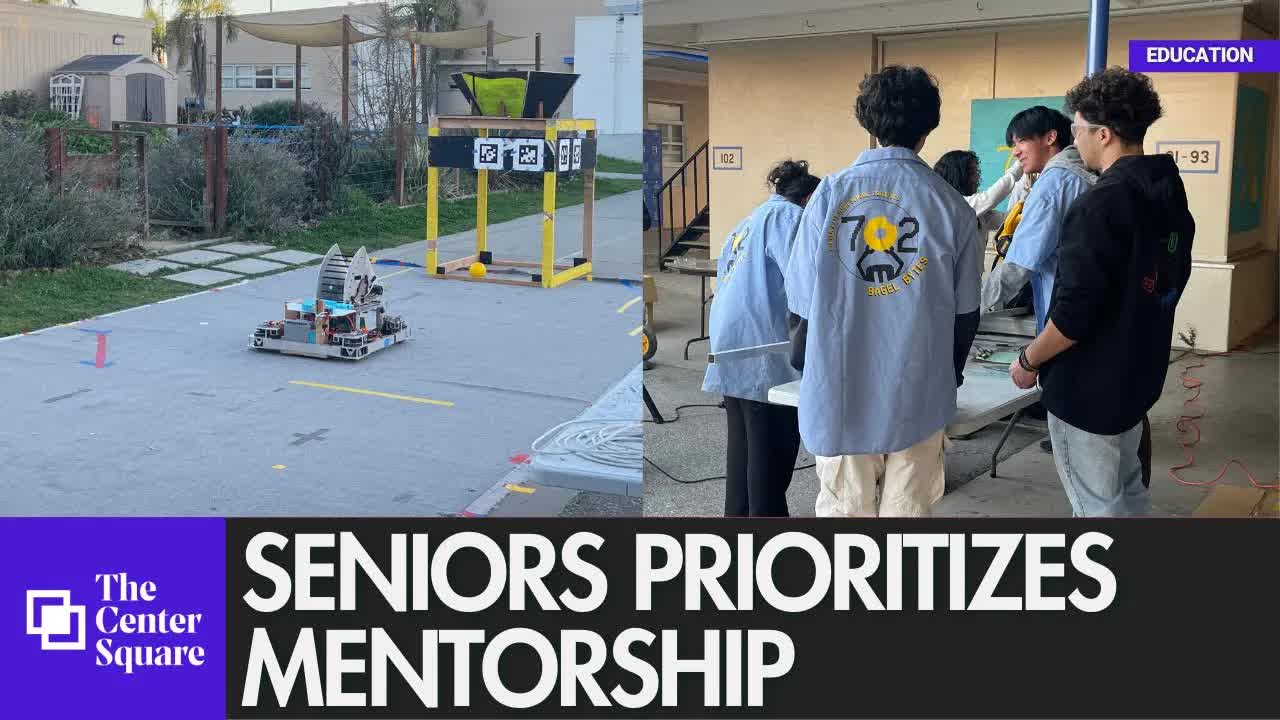 Robotics team seniors prioritize mentorship to younger classmates
