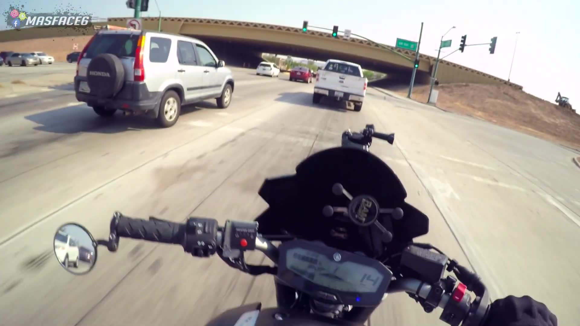 Young person displays incredible attitude during encounter with bikers