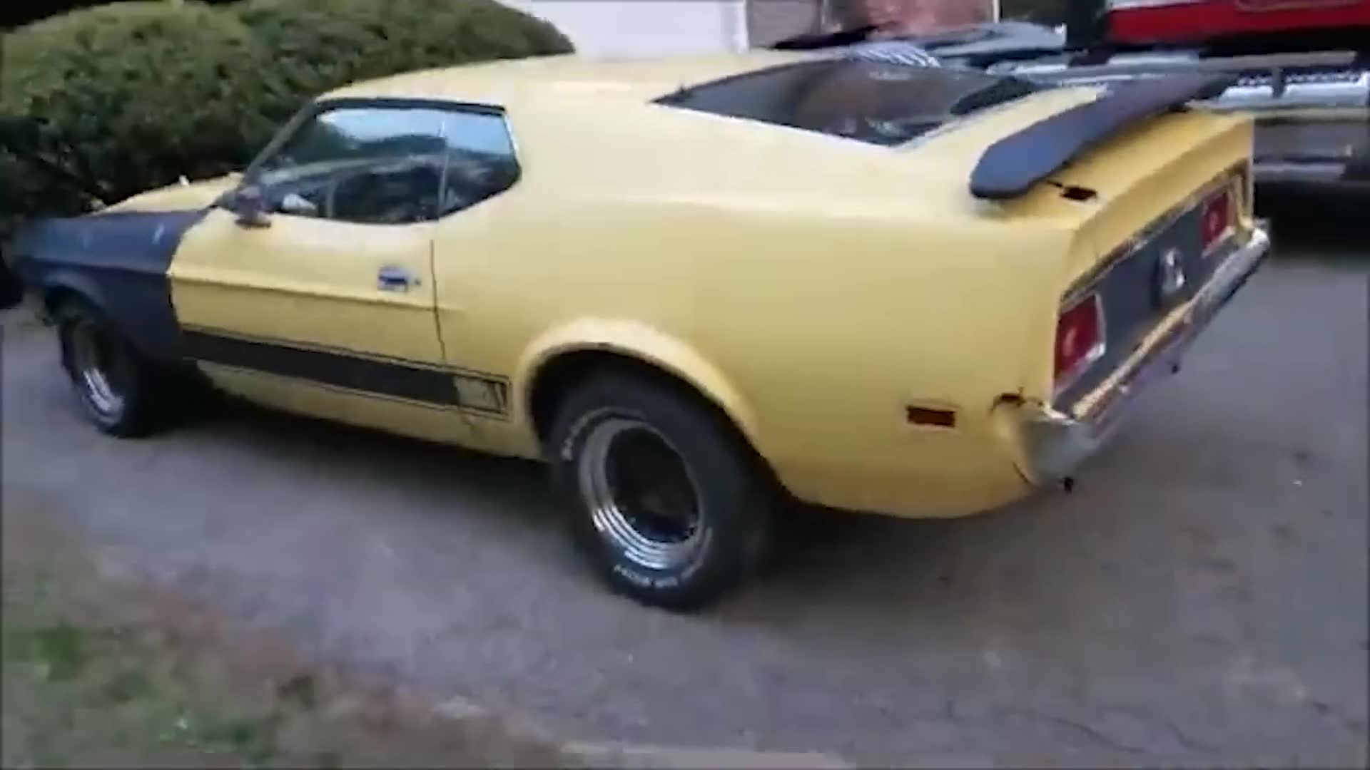 Hidden muscle car revealed and Cybertruck towing attempt