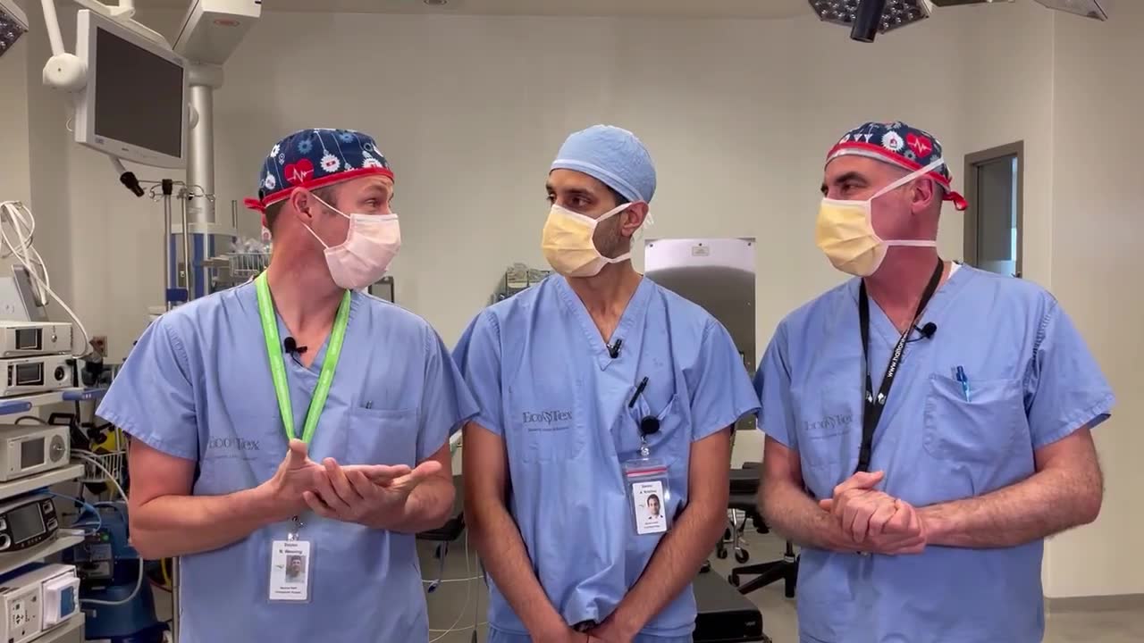Demonstration of anesthesia induction process in operating room