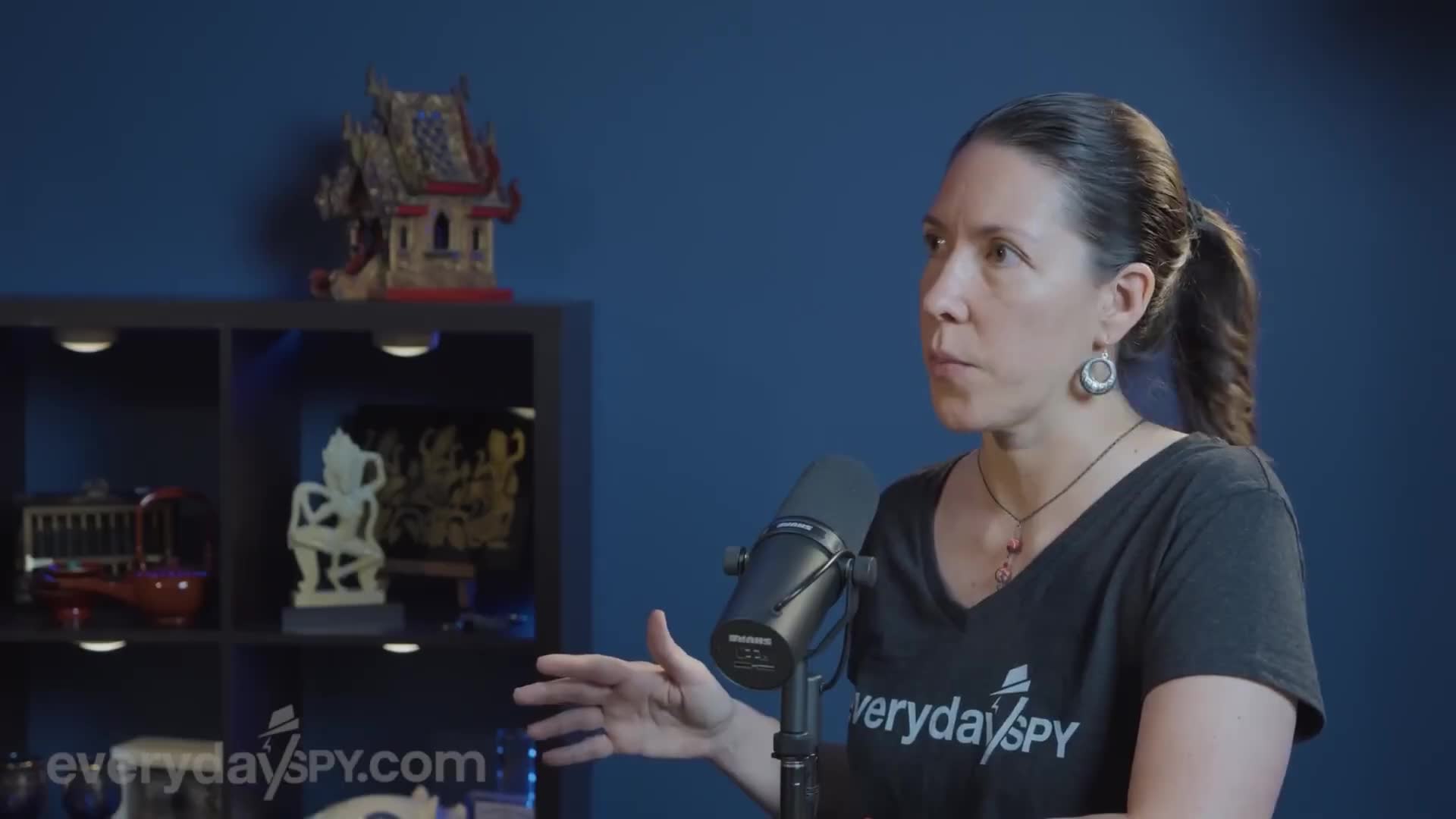 Former intelligence officers share why they chose to homeschool their children