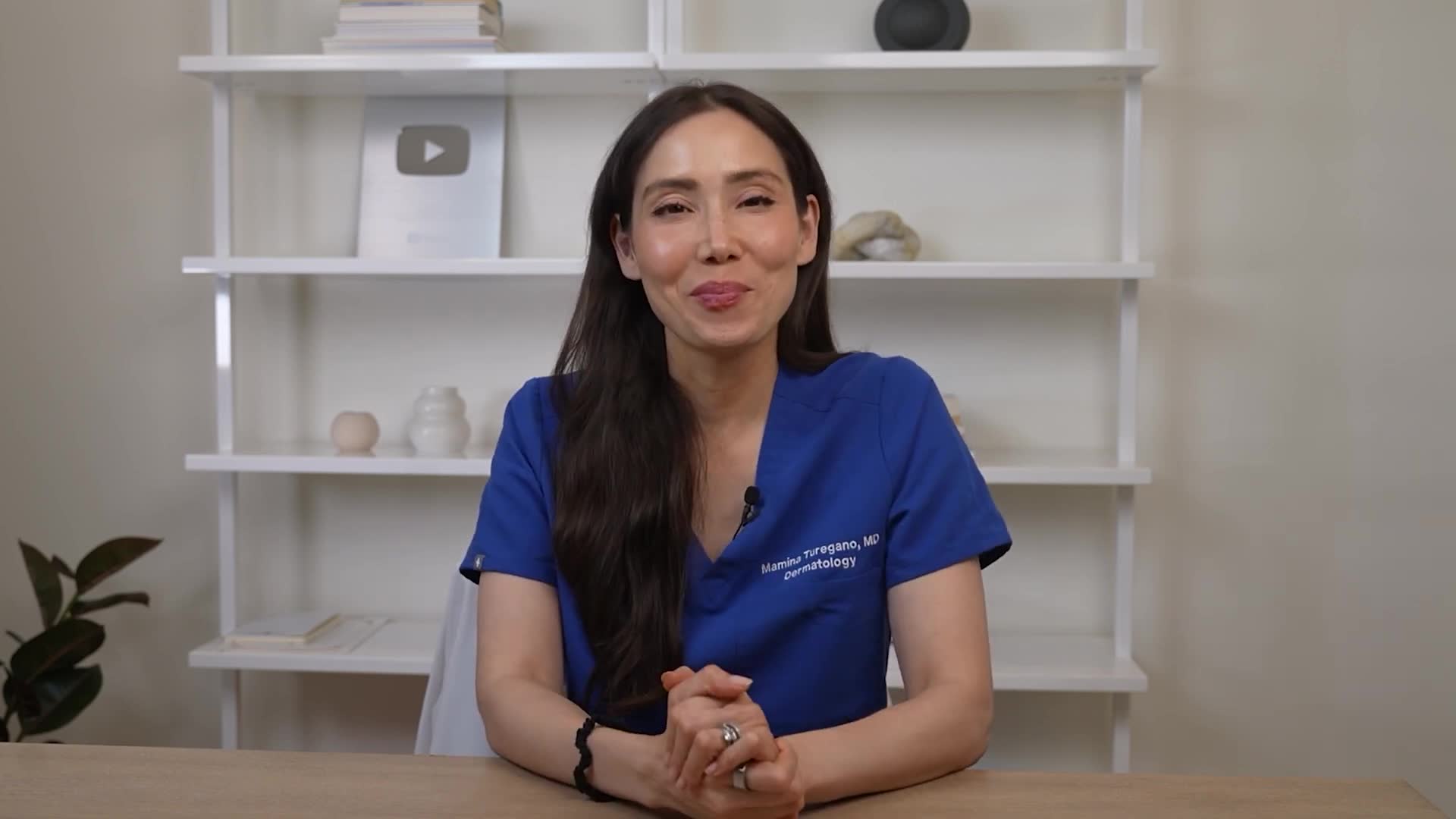 Hormonal fluctuation skin effects across monthly cycle