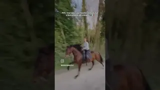 You don’t need flowers today, you just need a horseback trip in Italy 🇮🇹🐎❤️ Happy Women’s Day 🌸