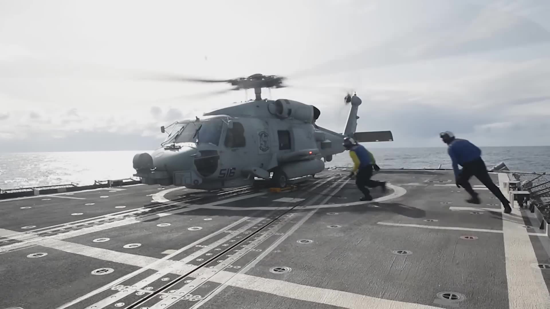 Warship defensive procedures against pirate threats