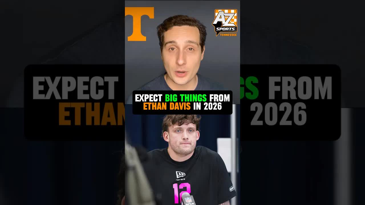 The #Vols can expect Davis to make a BIG leap next season 💪 #Tennessee #football #edit #shorts