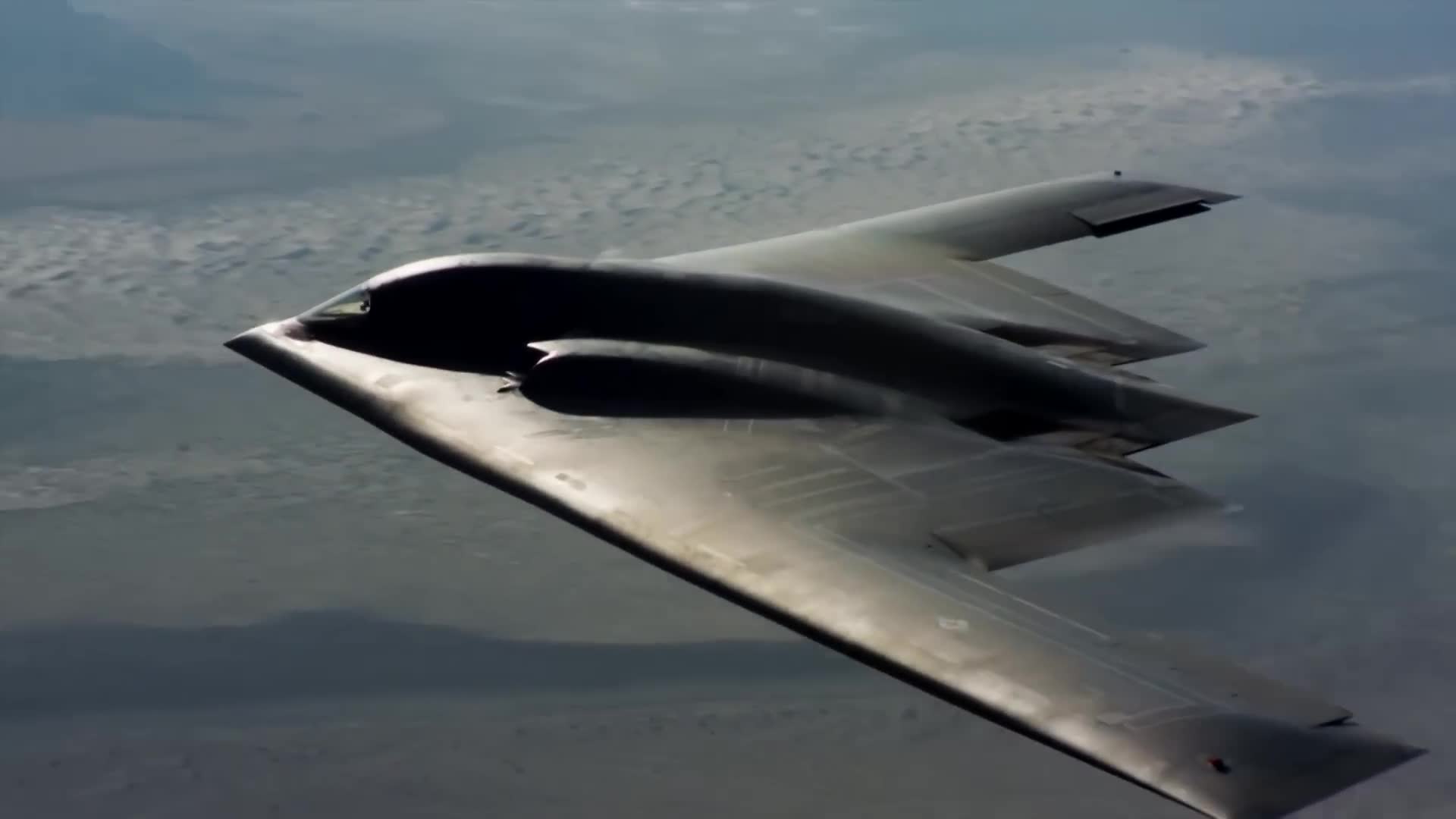 Tailless flying wing aerodynamic design