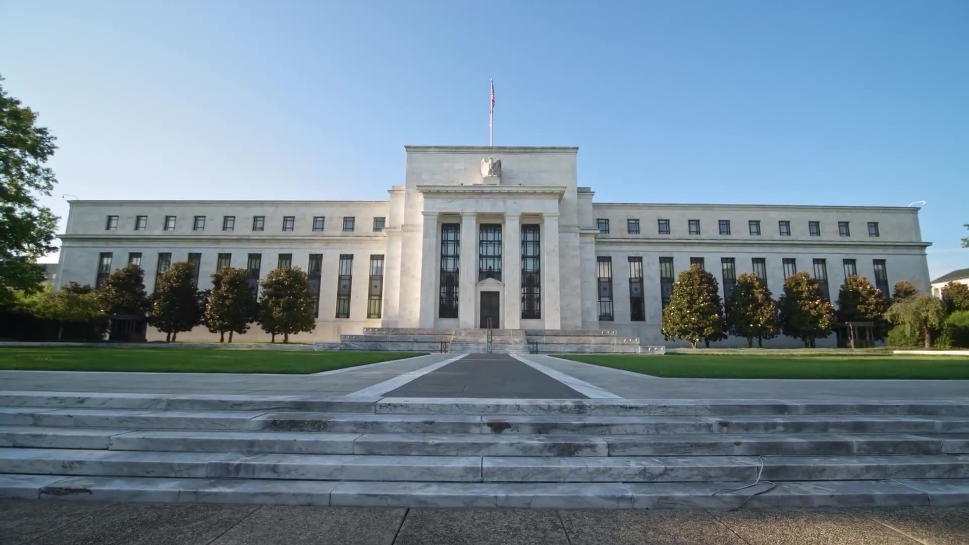 Comparing inflation outcomes between economic blocs