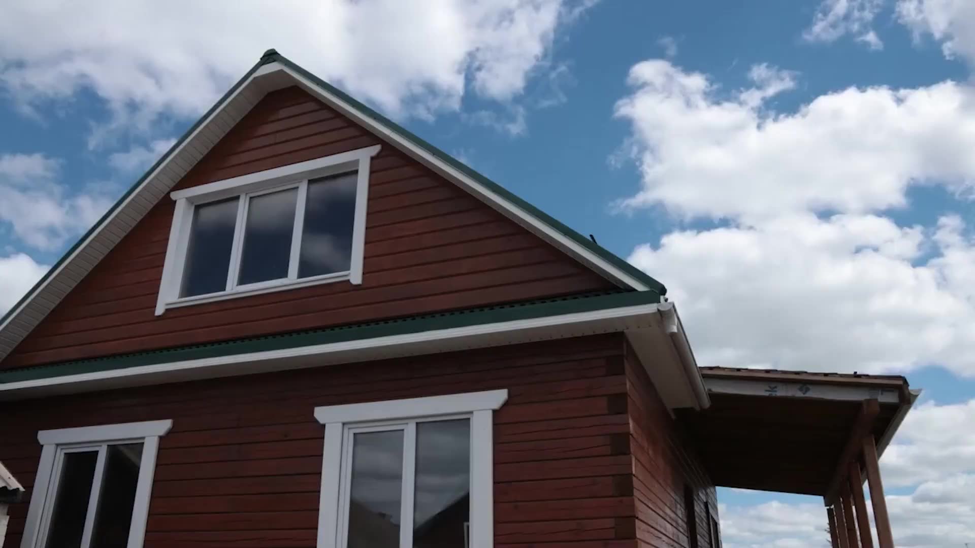 Whether residential real estate faces price collapse
