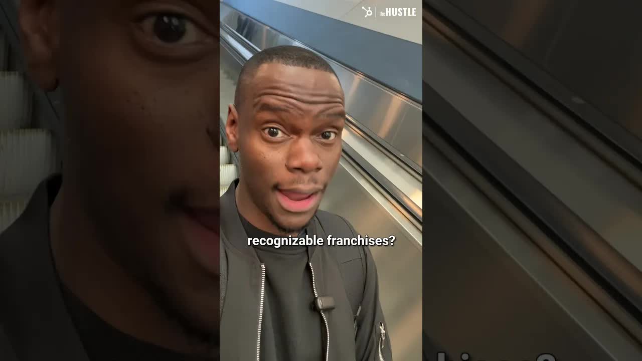 The Real Reason Airports Have So Many Fake Restaurants