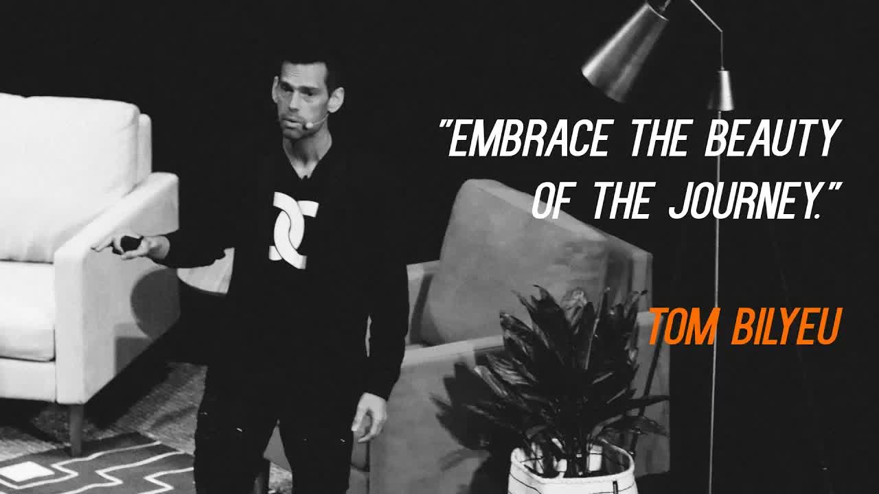 Tom Bilyeu | Hustle Con 2017