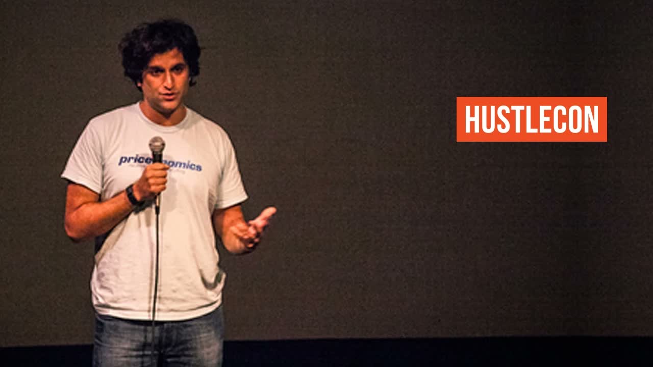 Rohin Dhar uses blogging to hit more than 2 million monthly visits and make money at Hustle Con