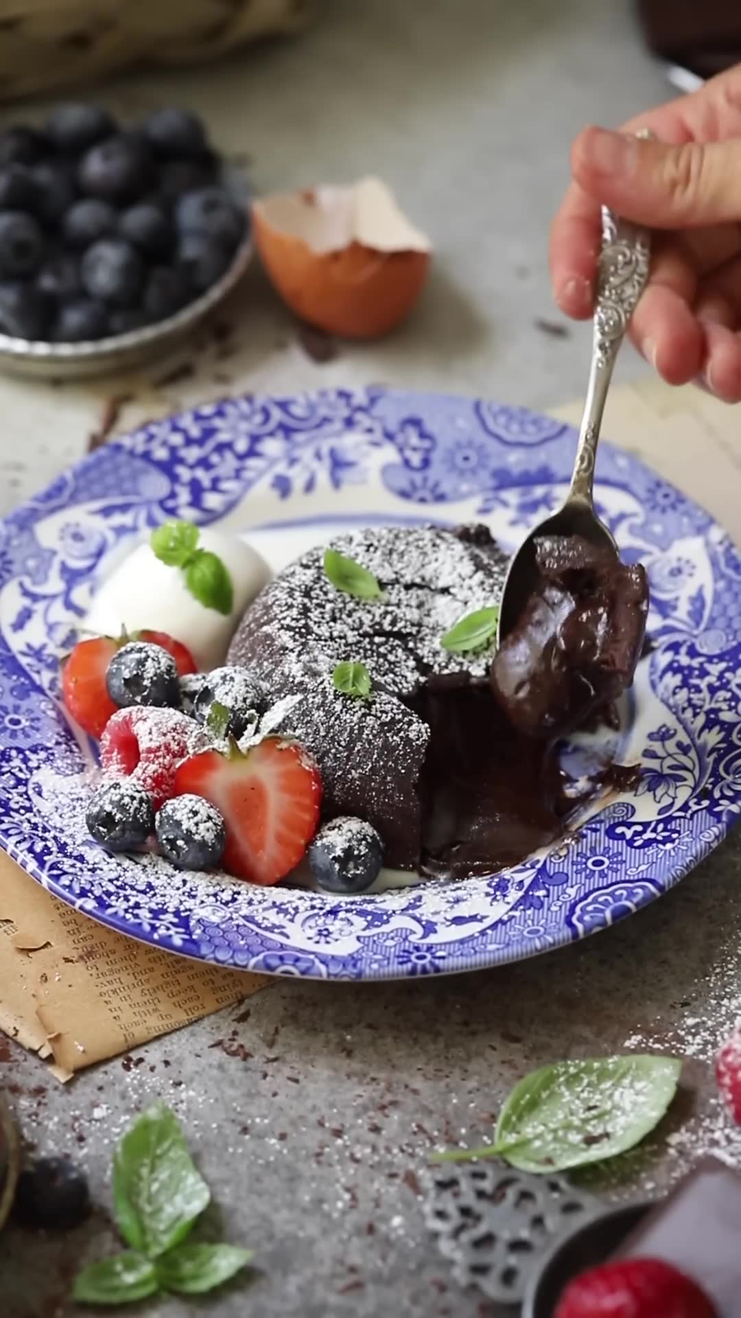 Two elegant desserts with contrasting textures and techniques