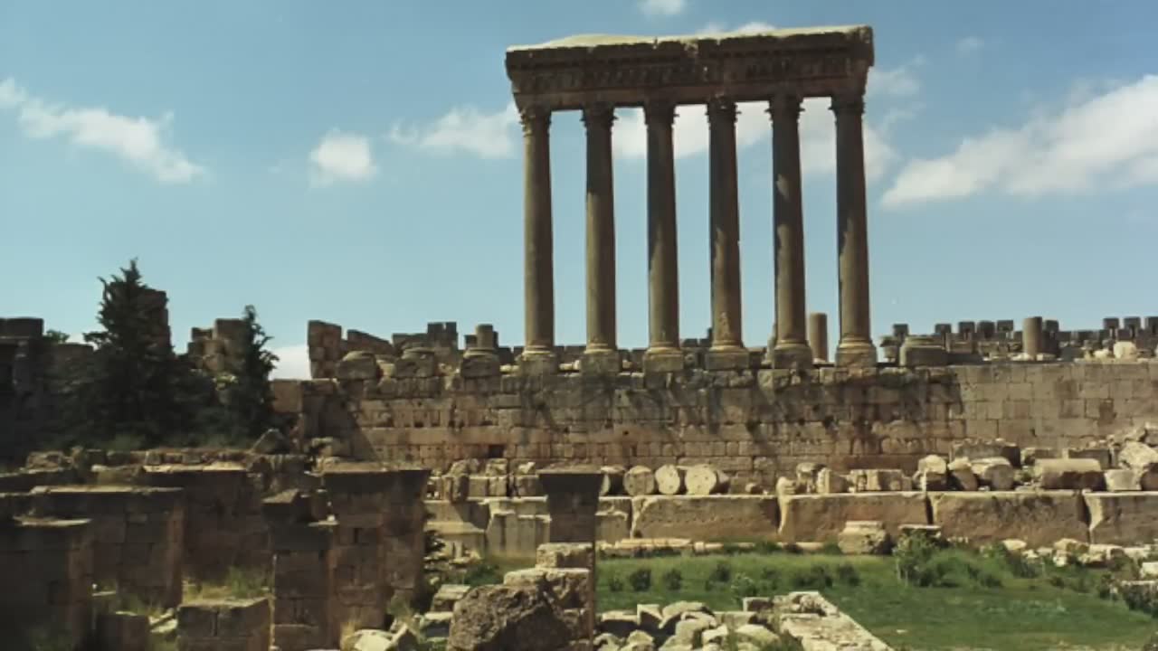Once-powerful settlements that vanished completely or came under foreign control
