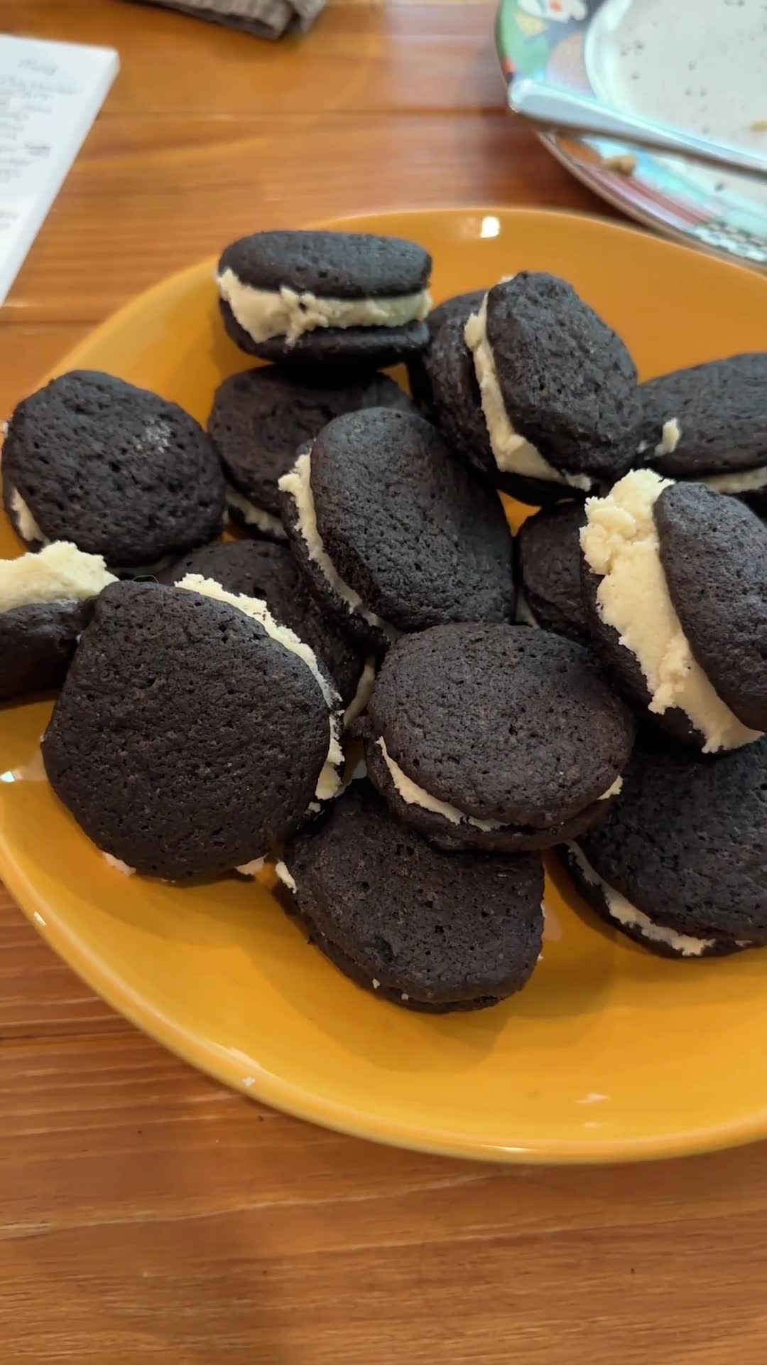 Creating chocolate sandwich cookies from real ingredients