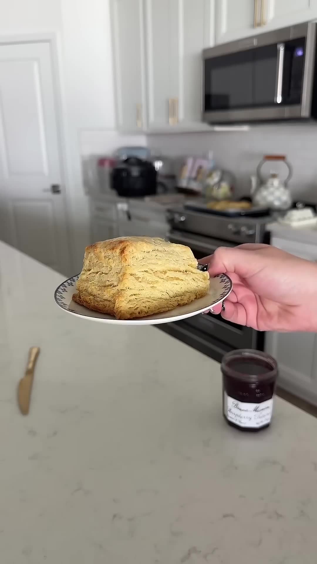 Best buttermilk biscuit recipe you'll ever make at home